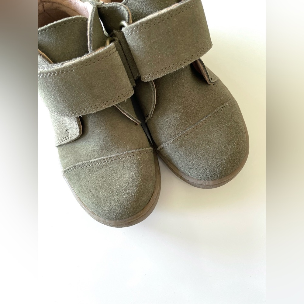 Sweet Honey Suede Mid Boots in Sage Size 5 - Picture 3 of 8